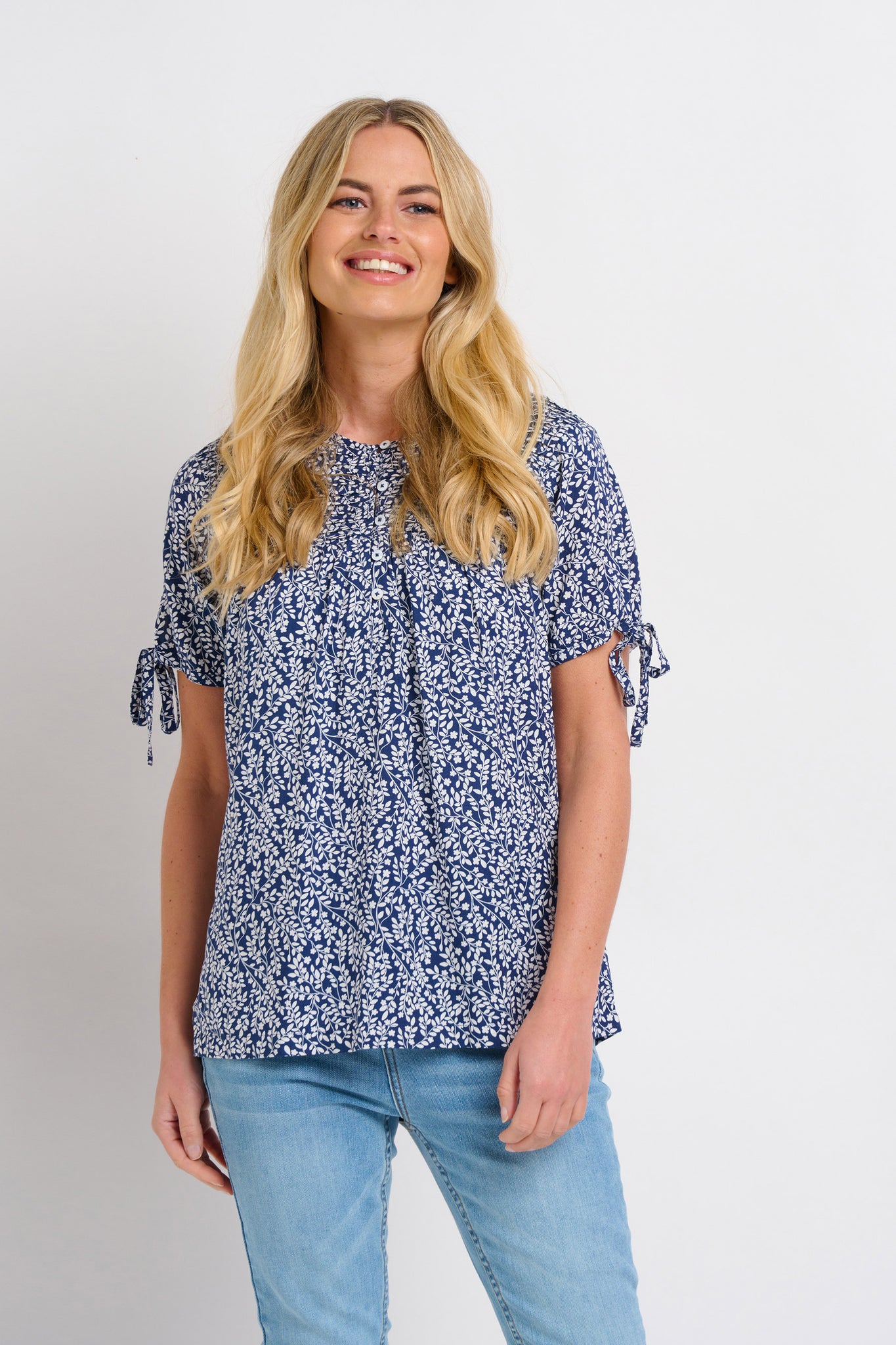 FLORAL TRAIL PINTUCK BLOUSE