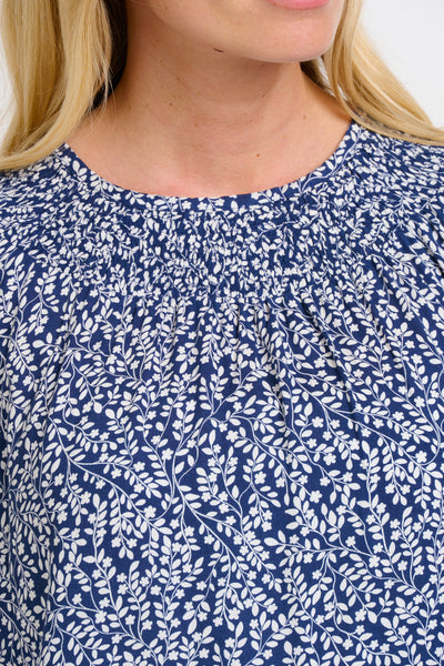 FLORAL TRAIL SHIRRING BLOUSE